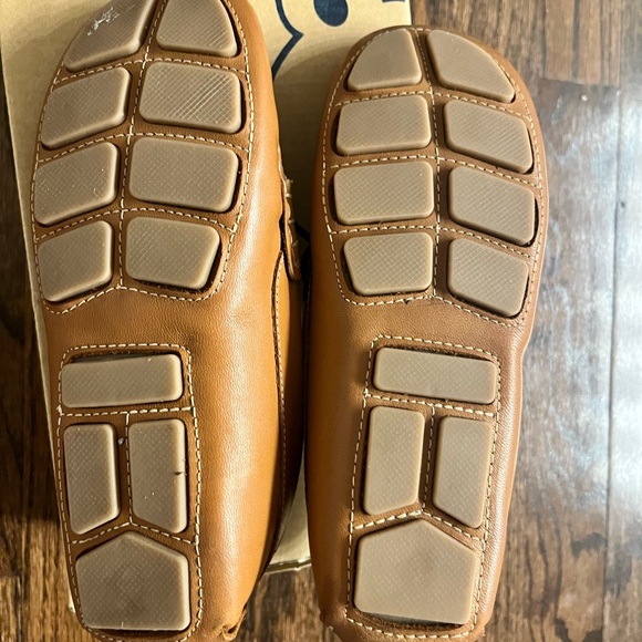 Kone leather shoes worn once.  EUC condition.  Size 35EU or size 3 boys US - Picture 4 of 5